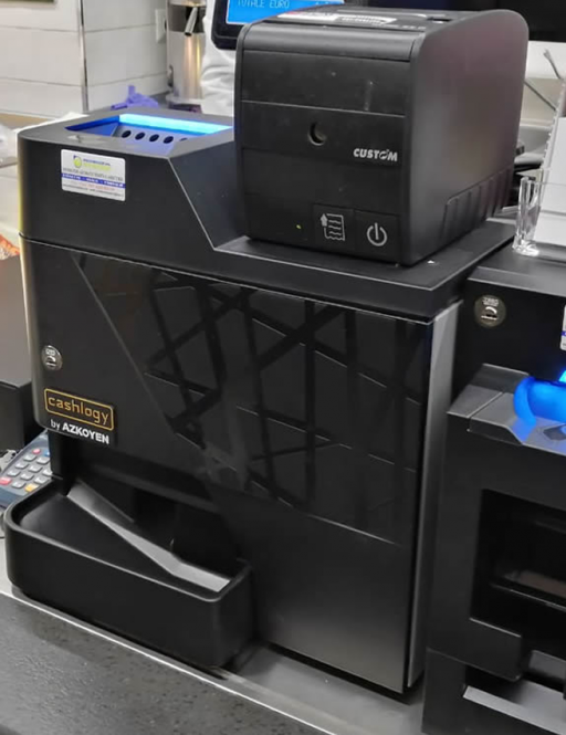Self checkout e casse automatiche: tutto ciò che c’è da sapere